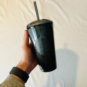 NWT Starbucks Black Domed Lid 16 oz Tumbler w/ Straw